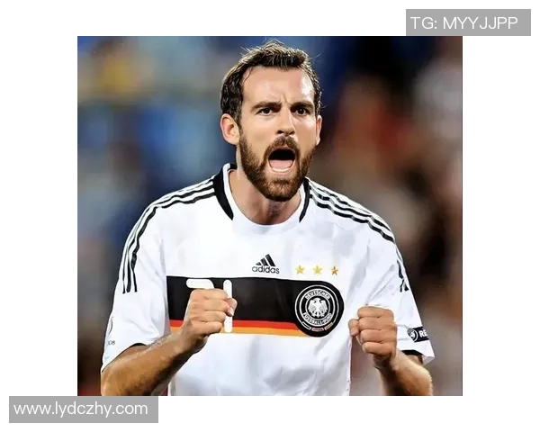 足球明星在德国的影响力与社会地位探讨